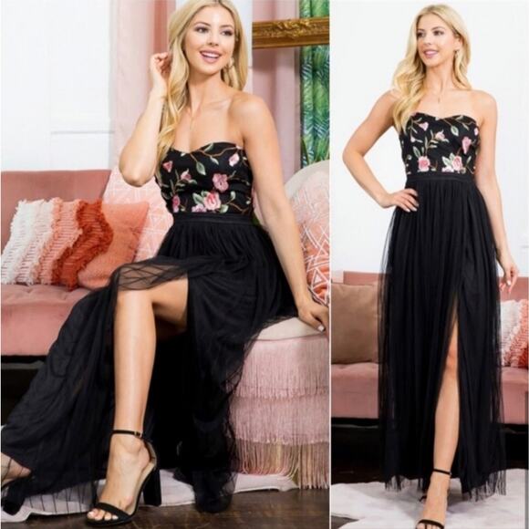 The Sang Women's Chiffon High Slit Strapless Maxi Dress in Black Floral - Picture 11 of 13